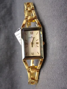 Women's ANNE KLEIN Gold Watch w/ New Battery - Works Great! - Picture 1 of 6
