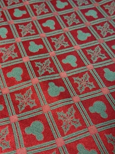 Vtg Disney Christmas Mickey Mouse Head Red Green Tablecloth 60 x 120 Oblong RARE - Picture 1 of 12