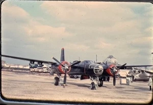 35 MM Military Aircraft Slide Douglas A-26 Invader - Picture 1 of 1