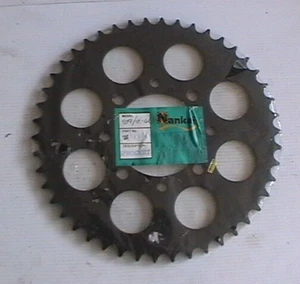 SUZUKI GSX250 ET EX 1980-82 JTR819/2 JTR819 46 DENTS NANKAI PIGNON ARRIÈRE NOIR - Photo 1/3