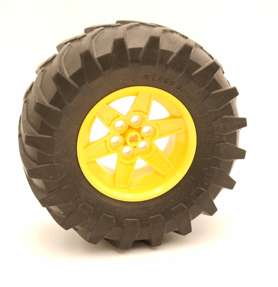 Lego Technic Reifen 107x44 R Felge gelb Offroad aus 42070 107 x 44 R Baufahrzeug - Bild 1 von 1