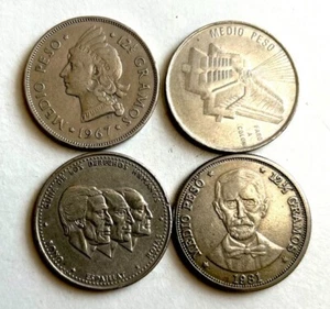 DOMINICAN REPUBLIC MEDIO PESO 1967, 1981, 1987,1989 - 4 COINS - Picture 1 of 2
