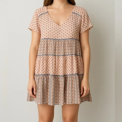 Mini Vestido Urban Outfitters Pippa Floral en Niveles Para Mujer Talla Pequeña Boho Transparente Foto 1 de 4