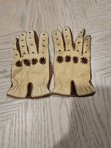 Vintage Size M Tan Leather Driving Gloves Knuckle Holes, Dark And Light Brown - Picture 1 of 10