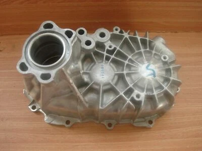 Cubierta de transmisión trasera para camioneta Isuzu TFS TFR Chevrolet LUV 4JG2 OEM Foto 1 de 4