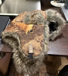 Faux Fur Camo Trapper Hunting Hat - Excellent Condition - Picture 1 of 4