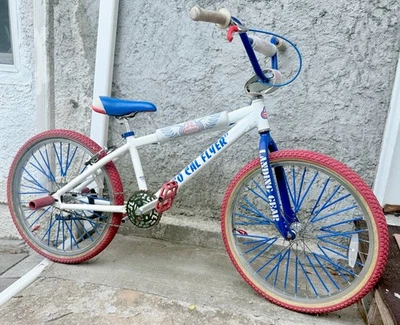 Bicicleta SE Racing So Cal Flyer 24" - Rojo Blanco y Azul Edición Limitada Foto 1 de 4