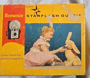 Vintage Kodak Brownie Starflash Outfit Blue Camera with Box untested as-is - Picture 1 of 5