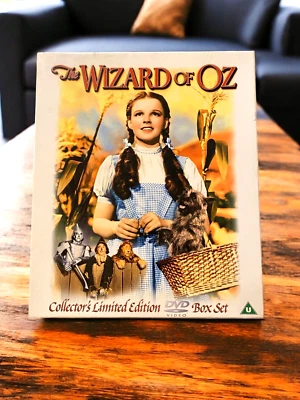 THE WIZARD OF OZ COLLECTORS LIMITED EDITION DVD BOX SET 1990 - Image 1 of 4