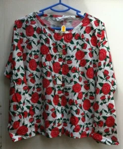 Hermosa camiseta de clavel Cassandra. 100 % algodón. Flores talla S/M del Reino Unido - Imagen 1 de 7