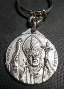 Pope John Paul Joannes Paulus II Keychain Backpack Purse Fob Italy Gift - Picture 1 of 4