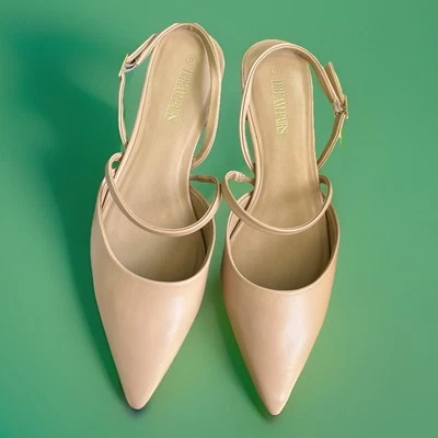 Dream Pairs Woman Shoes - Image 1 of 4