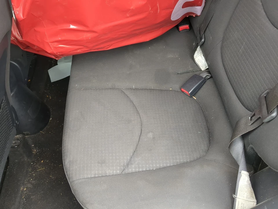 Kia Soul 2013 asiento trasero fabricante original RFW4H Foto 1 de 2