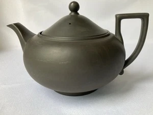 WEDGWOOD BLACK BASALT - JASPERWARE , TEAPOT , GOOD CONDITION C1910-30 - Picture 1 of 8