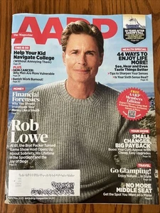 AARP APRIL / Mai 2025 Rob Lowe Brat Pack öffnet sich über Nüchternheit brandneu - Bild 1 von 6