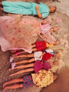 Lot Of Misc 80s-90s Barbie And Ken Dolls Rollerblade , Soccer Player , Birthday - Picture 1 of 15
