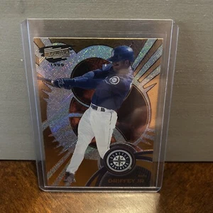 1999 Pacific REVOLUTION #130 Ken Griffey Jr HOF RARE GOLD SPARKLE FOIL PREMIUM - Picture 1 of 2