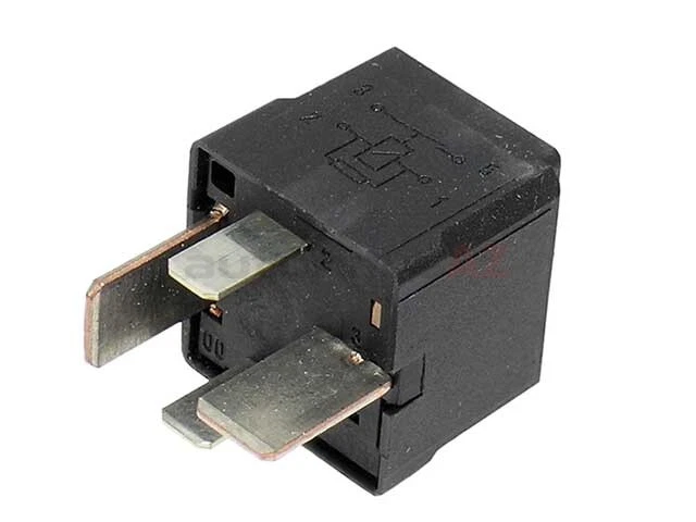 Relé multiusos HELLA 0025428719 Mercedes Benz C300 ML350 GL450 GLK350 C250 Foto 1 de 1