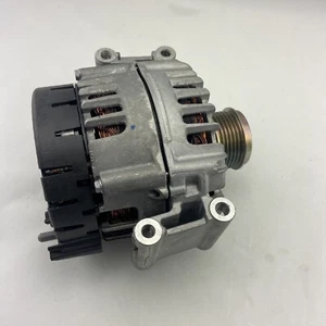 06L903024F Original Audi Q7 A4 8W A5 F5 A6 A7 Drehstromgenerator Lichtmaschine - Bild 1 von 5