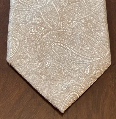 Corbata para el cuello Tasso Ella bronceada hecha a mano 100 % seda para hombre hecha en China Foto 1 de 4