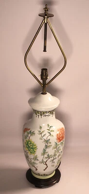 Lámpara de mesa Porcelaine De Limoges / luz eléctrica, lámpara alta, enchufe Reino Unido - Imagen 1 de 4