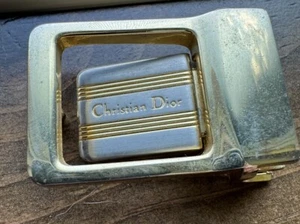 Fibbia da cintura Christian Dior vintage color oro per cintura stretta - Foto 1 di 6