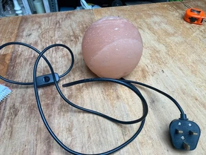 Runde Salzlampe in Kugelform - Bild 1 von 3