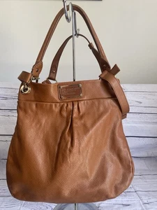 Marc Jacobs Hillier Hobo Bag. Tan Brown Grained Leather Shoulder / Tote Bag. - Picture 1 of 11