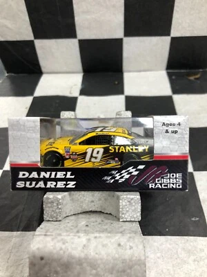 Camry #19 2017 Daniel Suárez *Stanley* NASCAR 1/64 diecast C191765STDZ Foto 1 de 3