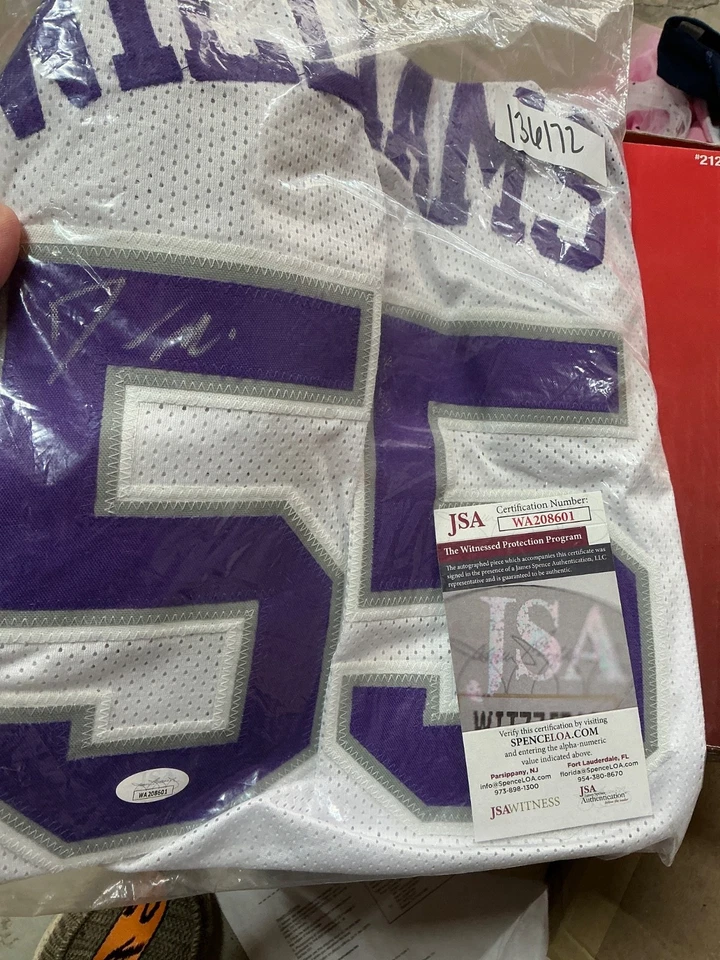 Camiseta firmada por Jason Williams autografiada por JSA Sacramento Kings Foto 1 de 1
