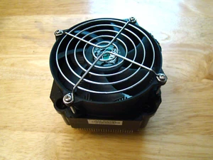 Hp 381874-002 Heatsink Fan Assembly/ Socket LGA775/Tested/ DC5100/Cooler Master - Picture 1 of 8