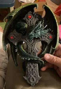 Celtic Woodland Dragon Crucifix Wall Mount Sculpture Plaque Figurine Anne Stokes - Picture 1 of 15