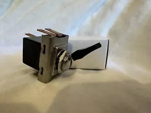 LAND ROVER SERIES 2 2a & 3 HEATER FAN SWITCH EQUIVALENT BR2058G LUCAS TOGGLE - Picture 1 of 7