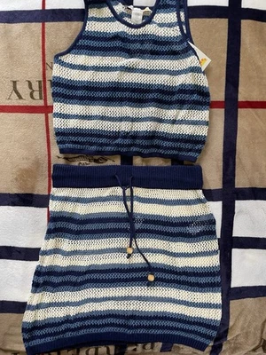 Nuevo con etiquetas por C&C California Crochet Natación Encubrimiento Falda y Top Conjunto Foto 1 de 2