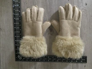 Microfiber Brown Gloves Faux Fur Trim Size Medium Euc - Picture 1 of 2