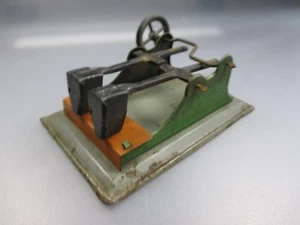 Kohle- /Gestein-Zerkleinerer aus Blech  (Schub40) - Picture 1 of 4