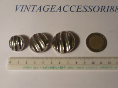 BOTTONE ONDE METALLO COLOR ARGENTO LUCIDO DISPONIBILI 3 MISURE SARTORIA VINTAGE - Immagine 1 di 2