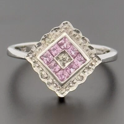 Anillo con racimo de diamantes y zafiros rosados de oro blanco de 9 quilates talla L con sello Foto 1 de 4