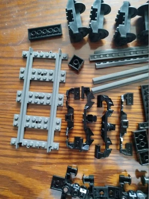 Lot Lego  TRAIN/ RAILS Vrac 0,2 kg occasion  - Photo 1/3