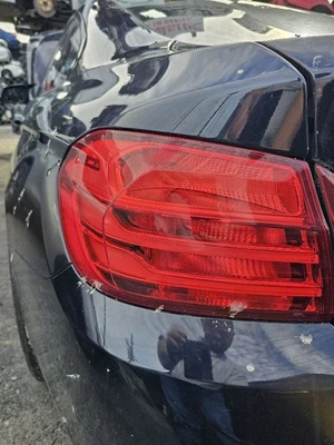 Lanterna traseira do lado do motorista 2014-2016 BMW 435i (GRAN COUPE) (QTR MTD)  - Imagem 1 de 4