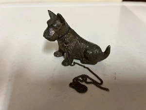VINTAGE SOLID BRASS SCOTTY DOG FIGURE WITH CHAIN - Picture 1 of 7