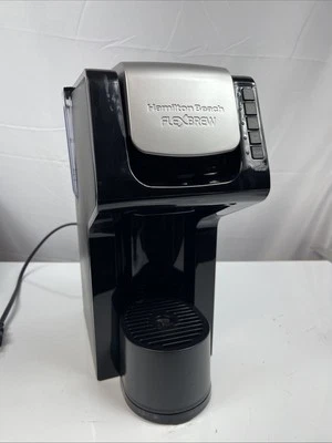 Cafetera Hamilton Beach 49901 FlexBrew negra de una sola porción con Res extraíble Foto 1 de 4
