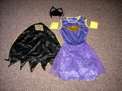 BATMAN BATGIRL COSTUME FANTASY PLAY OUTFIT GIRLS SIZE MEDIUM - Image 1 of 2