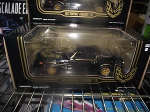 Greenlight 1/24 1977 pontiac trans am black NIB - Picture 1 of 1