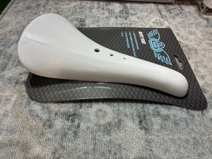 SE Racing Blitz Sella Bianca Retrò Sedile BMX Vecchia Scuola Bmx - Foto 1 di 2