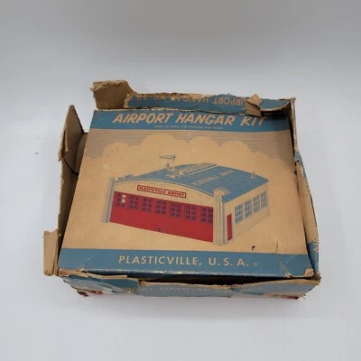 Plasticville Airport Hangar AP-1  ORIGINAL BOX  Damage - Image 1 of 4