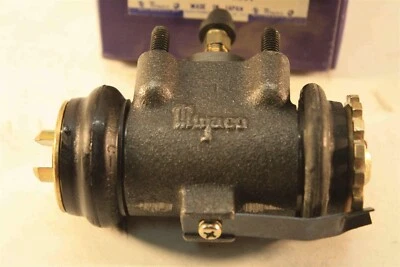 Cilindro de rueda de freno trasero derecho para camioneta MAZDA B1600 0603-26-610A 1972-1976 Foto 1 de 4