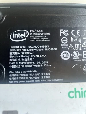 Intel Nuc8 Foto 1 de 4