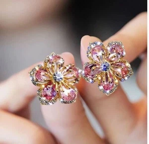 PINK CRYSTAL ZIRCON FLOWER STUD EARRINGS. 20MM - Picture 1 of 3
