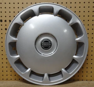 Volvo V90 S80 hubcap 1998-2006 fits 16" inch wheel 9173710 - Picture 1 of 4